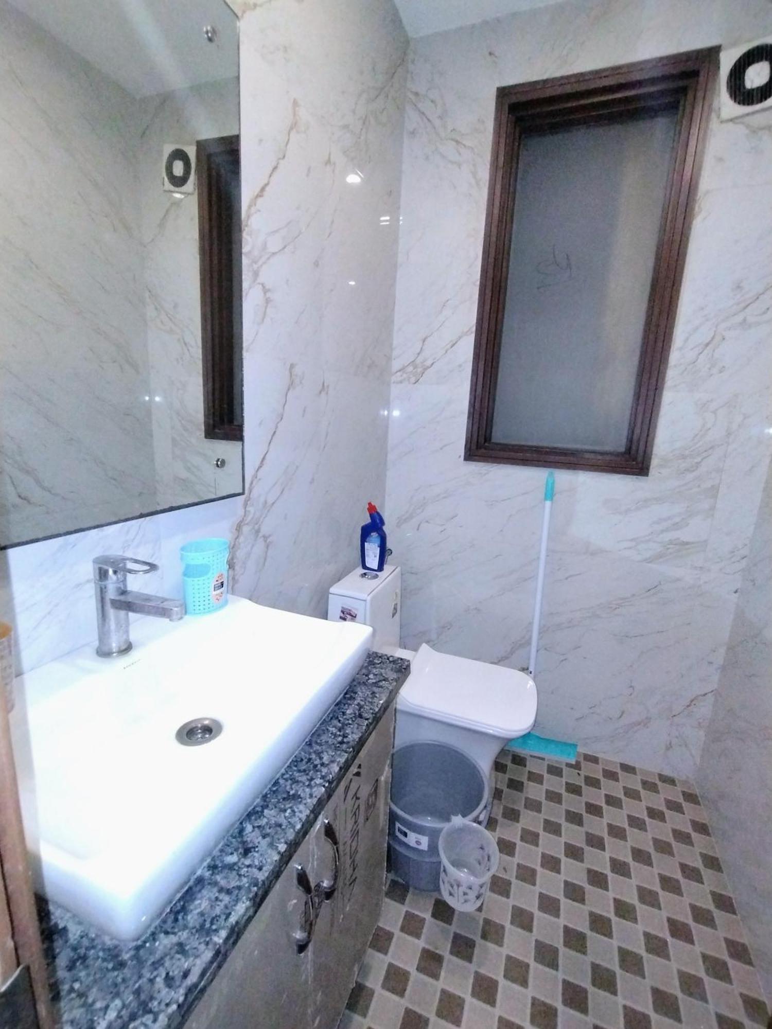 Apartment Lily Comfy Couples & Family Friendly Close To Saket Metro Station ,private Bathroom External *